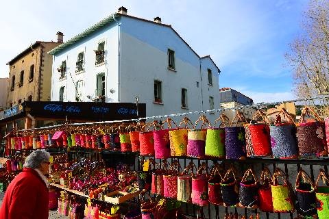 Collioure, tous les dimanches et mercredi, marché