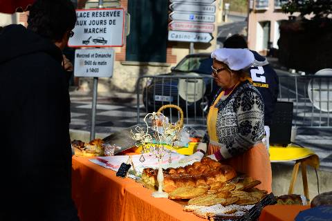 Collioure, tous les dimanches et mercredi, marché