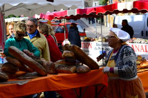 Collioure, tous les dimanches et mercredi, marché