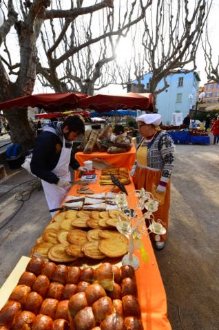 Collioure, tous les dimanches et mercredi, marché