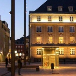 esch sur alzette - hotel de ville by night