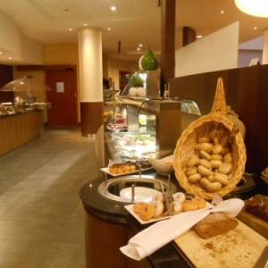 hotel crowne plaza - petit dejeuner