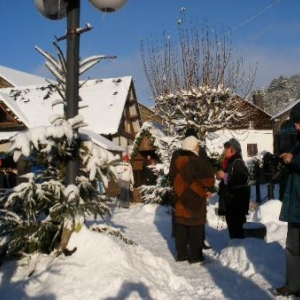 Le seul souk du monde sous la neige. Les chalets pour l'UNICEF, rendez-vous annuel convivial de decembre. 