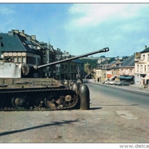 Le tank Panther sur la place Albert 1er.