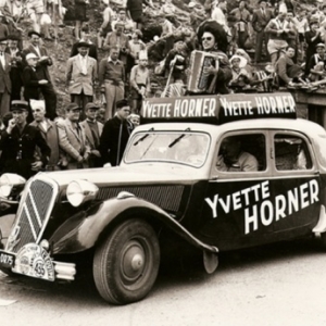 Yvette Horner sur la route du Tour de France, 1973.