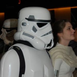 La princesse Leia escortee