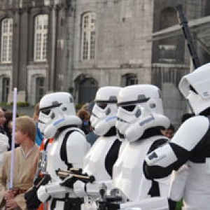 La semaine fantastique à Liège: Darth Vader Balloon et Bal des Jedi 