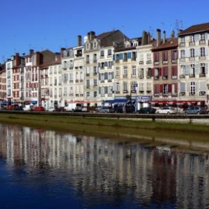 3. Bayonne