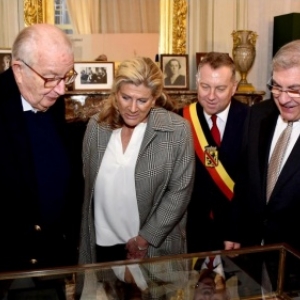 Le Roi Albert II, la Princesse Lea et le Gouverneur Denis Mathen (c) Andre Dubuisson