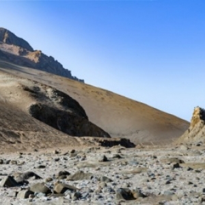Au Chili, le desert d Atacama longeant l Ocean Atlantique, dans la Province d Arica (c) "Panoramique Terre Productions"