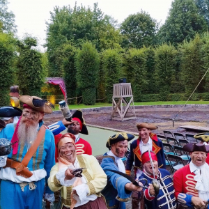 Les figurants, joyeux & motivés, de « La Pommeraie » © Photo : « Luc Petit Création »