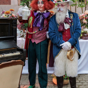 Théière & horloge nous attendent © Photo : « Luc Petit Création »