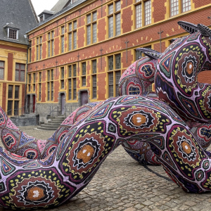 "Serpents cosmiques" (Jaider Esbell) © "Utopia"-"Lille 3000"/2022/"Musée de l' Hospice Comtesse"