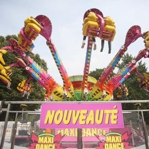 "Foire de Namur" a prix reduit, le 21 juillet (c) "Fete foraine.be"