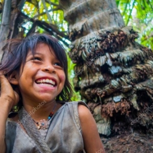  Une fillette Kogi, dans Sierra Nevada de Santa Marta (c) "Pxhidalgo"
