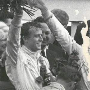 1969, 1er succes au Mans, sur une "Ford GT 40", avec Jackie Oliver (Keith Jack Oliver) (c) "Le Soir"