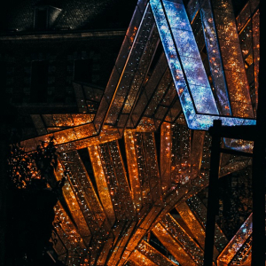 Sur l’esplanade de la Confluence ⓒ « Colors Production« ⓒ Photo : « Info>>Lux »