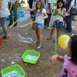 Les enfants à l'honneur © "Retrouvailles"/"Enjeu"