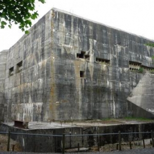 Eperlecques : Blockhaus de 90000 tonnes de beton classe " Monument historique "