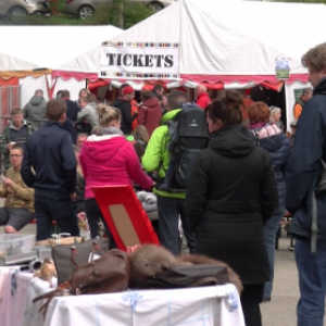 brocante de Buisson du 1er mai 2018