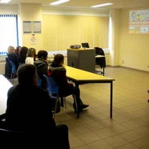 visite du centre de distribution LIDL de Genk par le CEFA de Bastogne