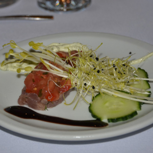 tartare de thon rouge, crème aneth et citron vert