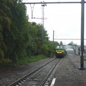 La locomotive Diesel prete a intervenir en cas de probleme pour la 29.013