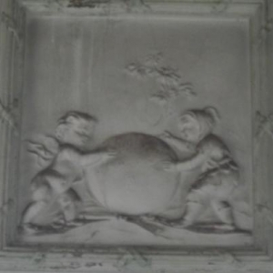 Putti et la boule