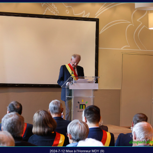 Intervention de l'Echevin de la culture  ( photo Denis Dosquet )