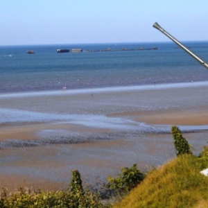 ARROMANCHES  S  ( Photo: F. Detry )