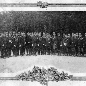Les gardes-civiques d’Anvers  le 7 juin 1908 (© Roger Renard). 
