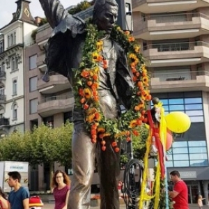 Statue de Freddie MERCURY a Montreux ( CH )