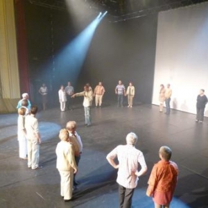 Gala de danse 2009 au Casino de Spa    Repetition stressante pour les Aines ( Photo : O. Delvigne )