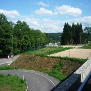 Vue du circuit du balcon d'une des 4 suites