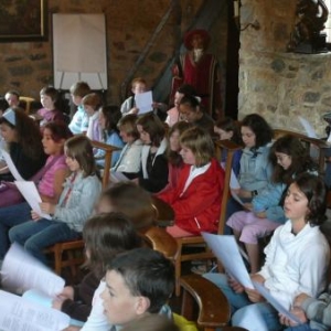 Initiation chorale dans la chapelle