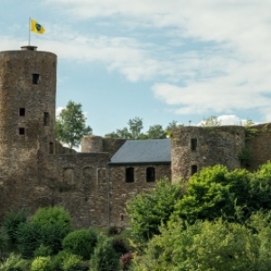07.05  Burg Reuland ( Photo : eastbelgium )