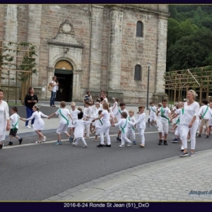 Farandole en ville ( Photo Denis DOSQUET )