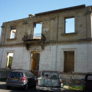 Une habitation proche de la zone frontaliere ( cote grec )