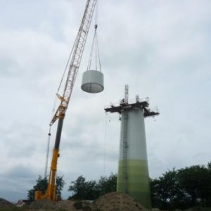 WAIMES            La construction  des éoliennes de Chivemont a débuté.