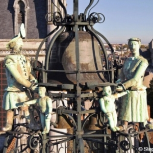 Portrait de la famille Jacquemart vue du ciel ( Photo : Stéphane Compoint)