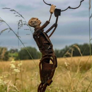 Jan Verschueren - Weg van wolken - Recup, metal, ceramic - Photo by Thierry Stilman