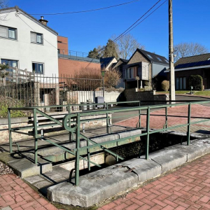 La fontaine du Bougnoux - Vue extérieure