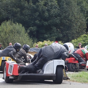 Des singes sur le circuit de Gedinne !