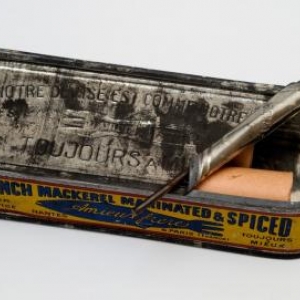 Conserve de sardines contenant des tracts allemands