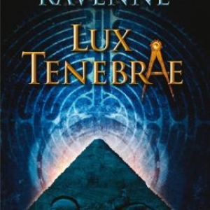 Lux Tenebrae de Giacometti Ravenne – Editions Fleuve Noir.   