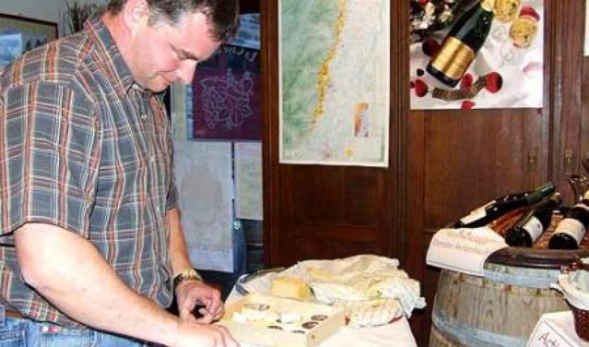 Assortir le fromage au meilleur vin avec la Cave du Roy