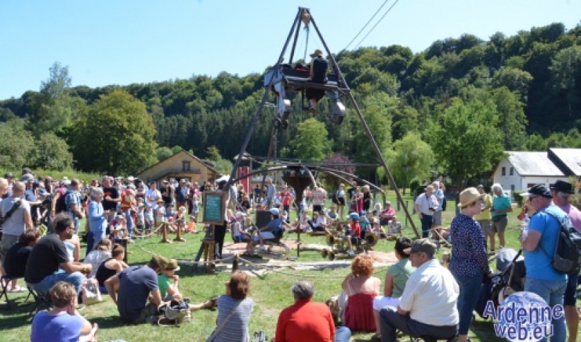 video 1-Festival International des Arts de la Rue de Chassepierre 2018