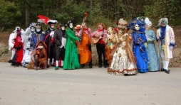 Les Costumés de Venise à Chevetogne