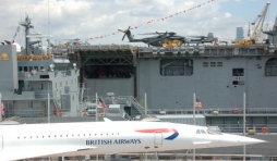 Concorde et porte-helicoptere