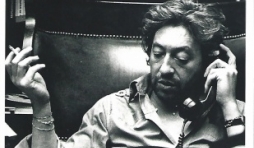 Gainsbourg, 5 bis rue de Verneuil. Par Marie DAVID